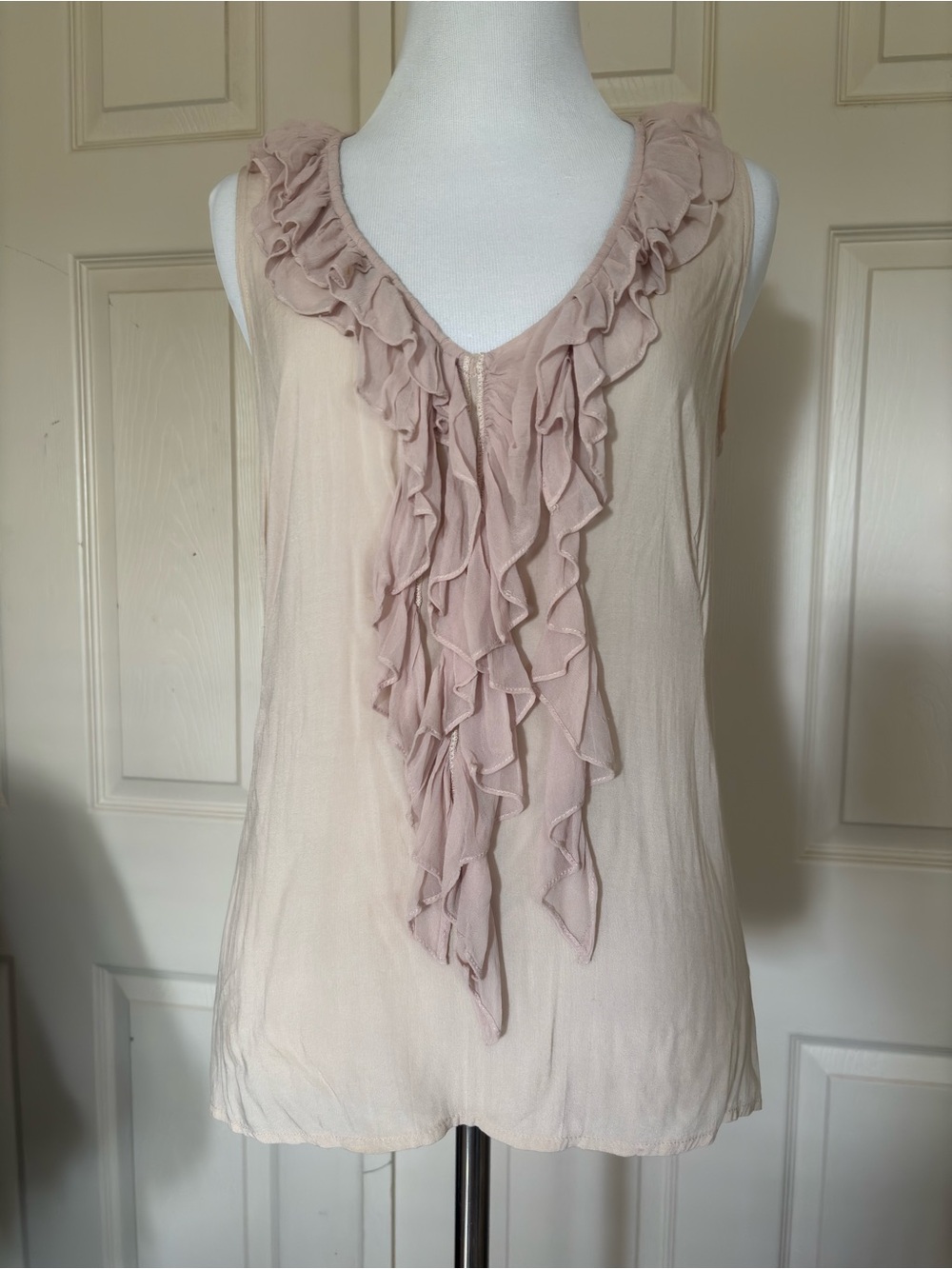 GAP Light Blush Ruffle V-Neck Sleeveless Camisole